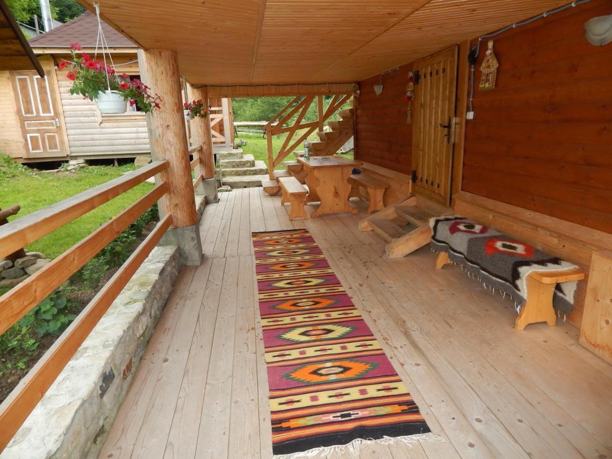 зелена валило Tatil Evi Kosiv